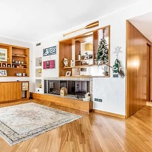 https://casa-via-piave.it-lombardy.com