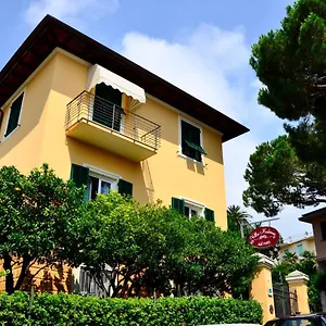 ** Hotel Moderna Italien